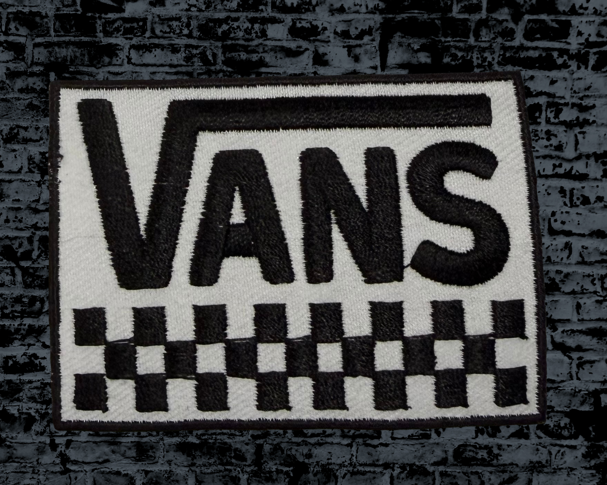 White V*ns