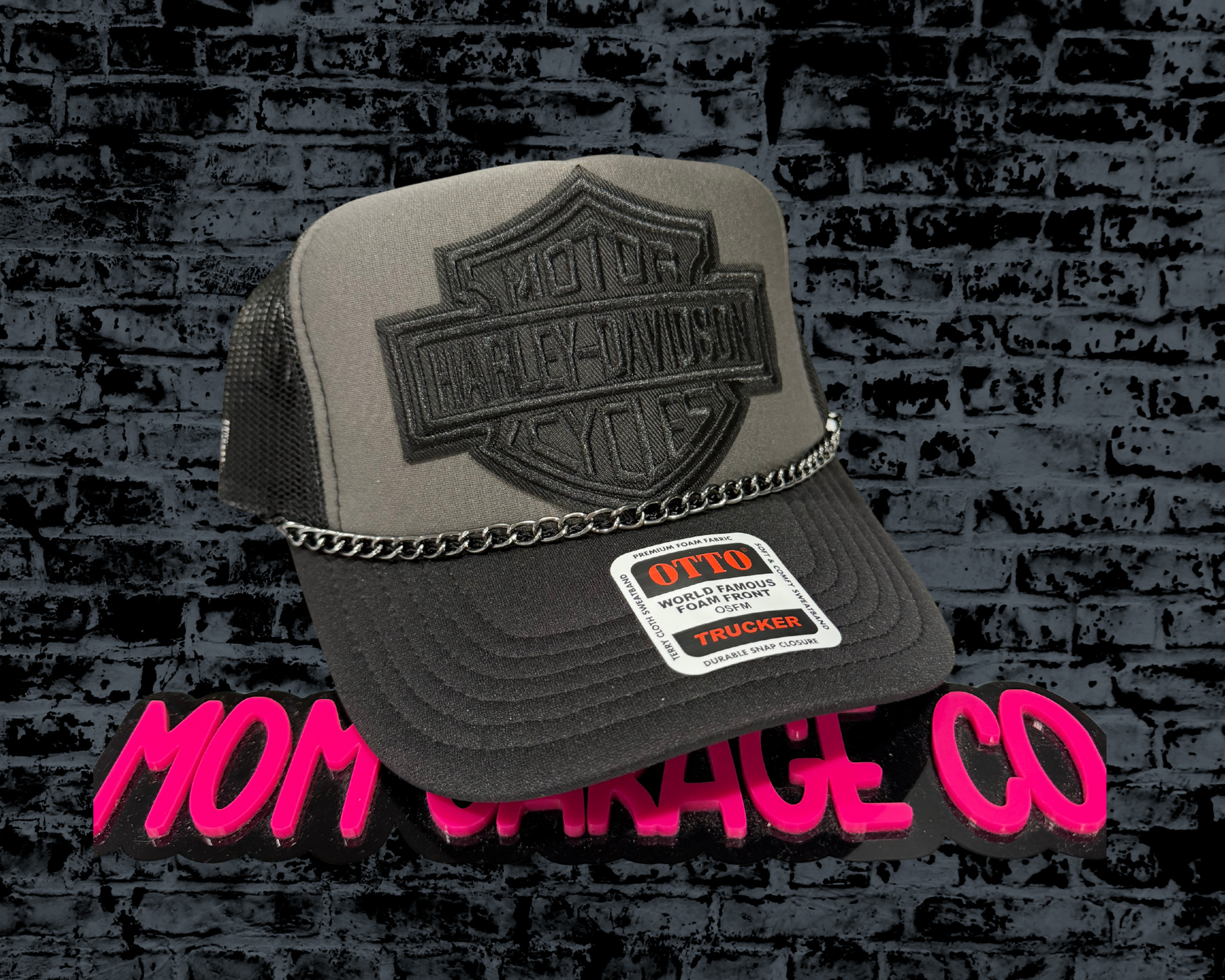Monochrome HD Hat